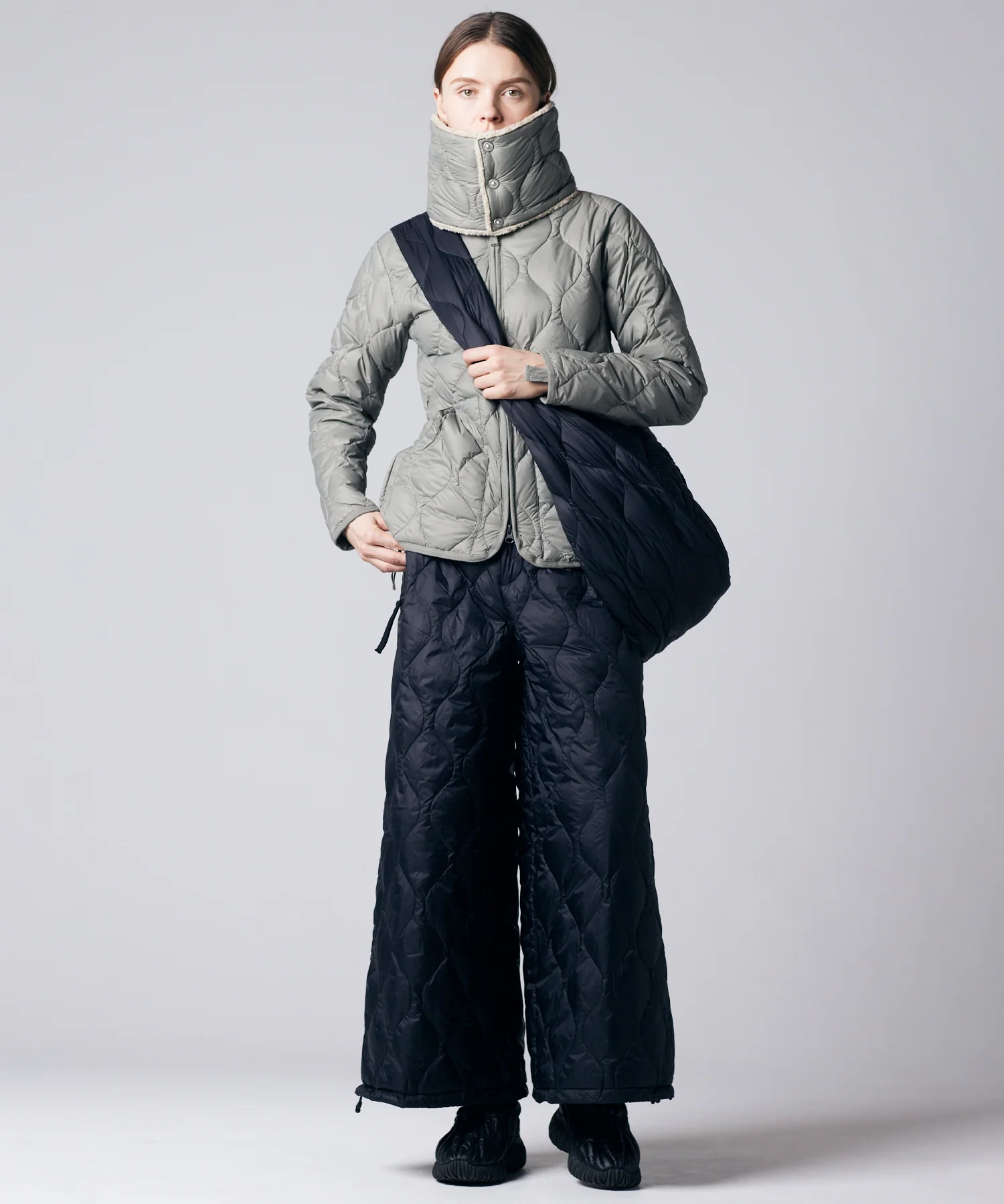 Military Banana Shoulder Down Bag - L - Image 5