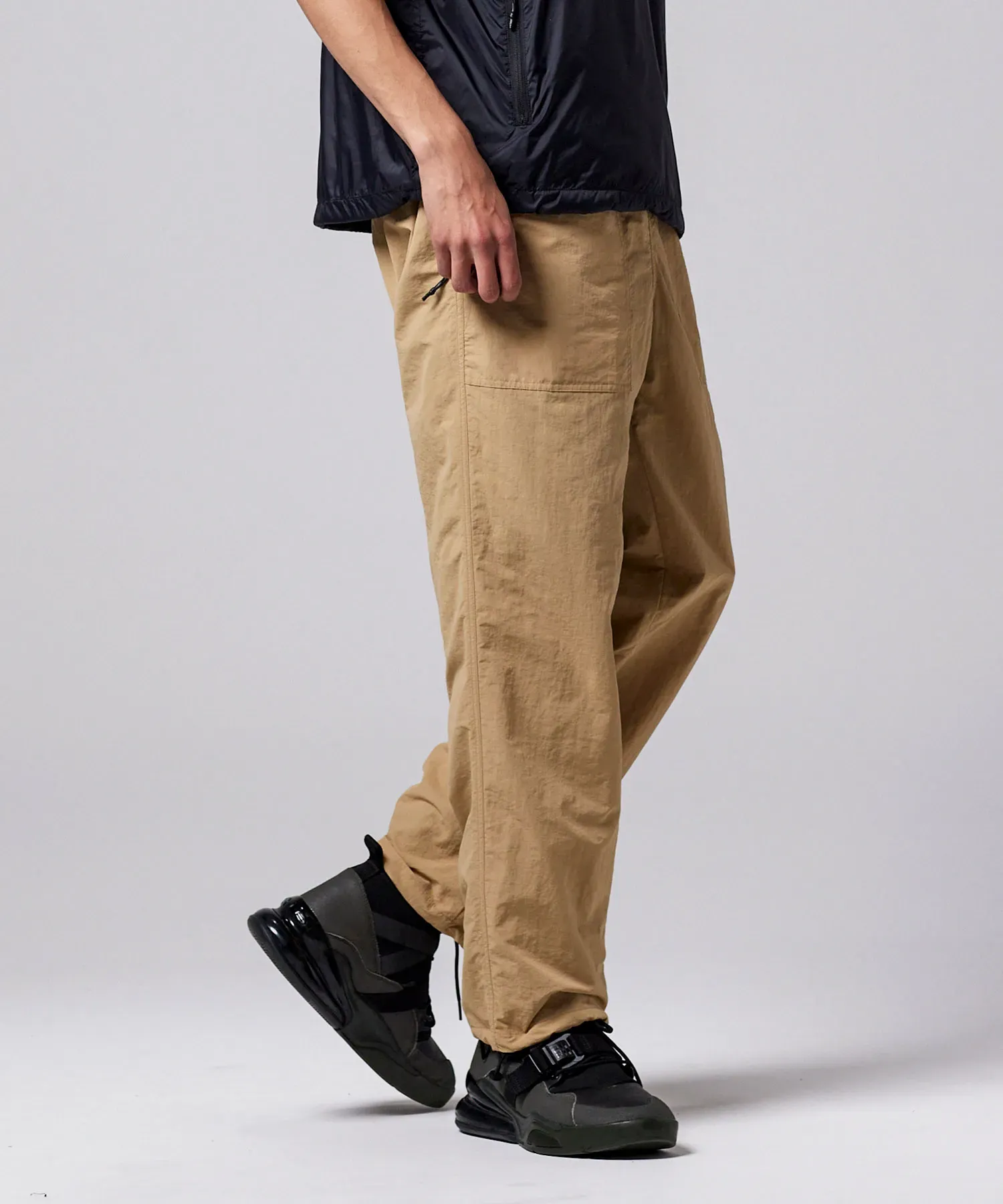Non Down Mountain W-Pocket Pants - Image 11