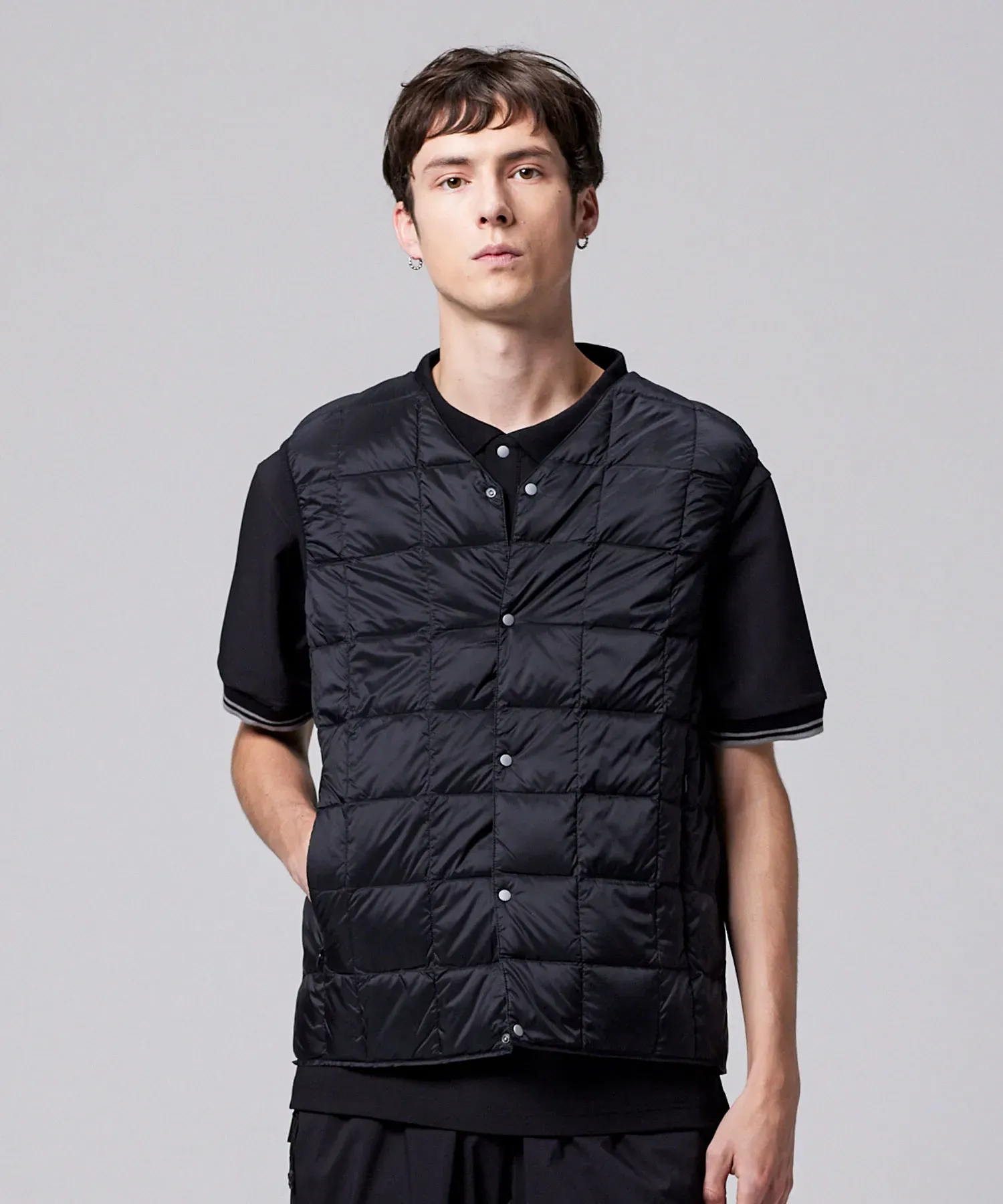 Unisex Basic V-Neck Button Down Vest - Image 16