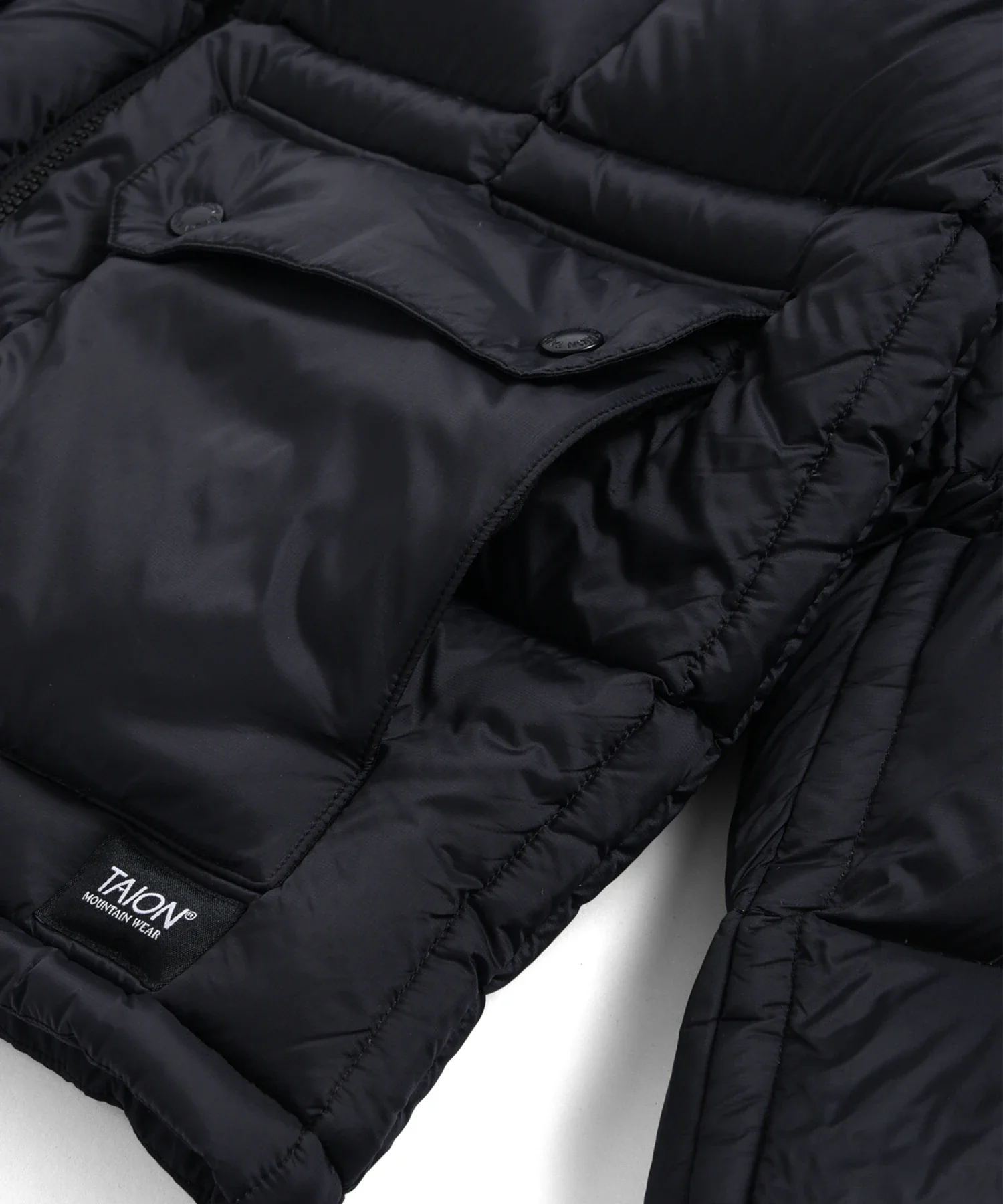 Unisex Mountain Packable Volume Down Hoodie - Image 10