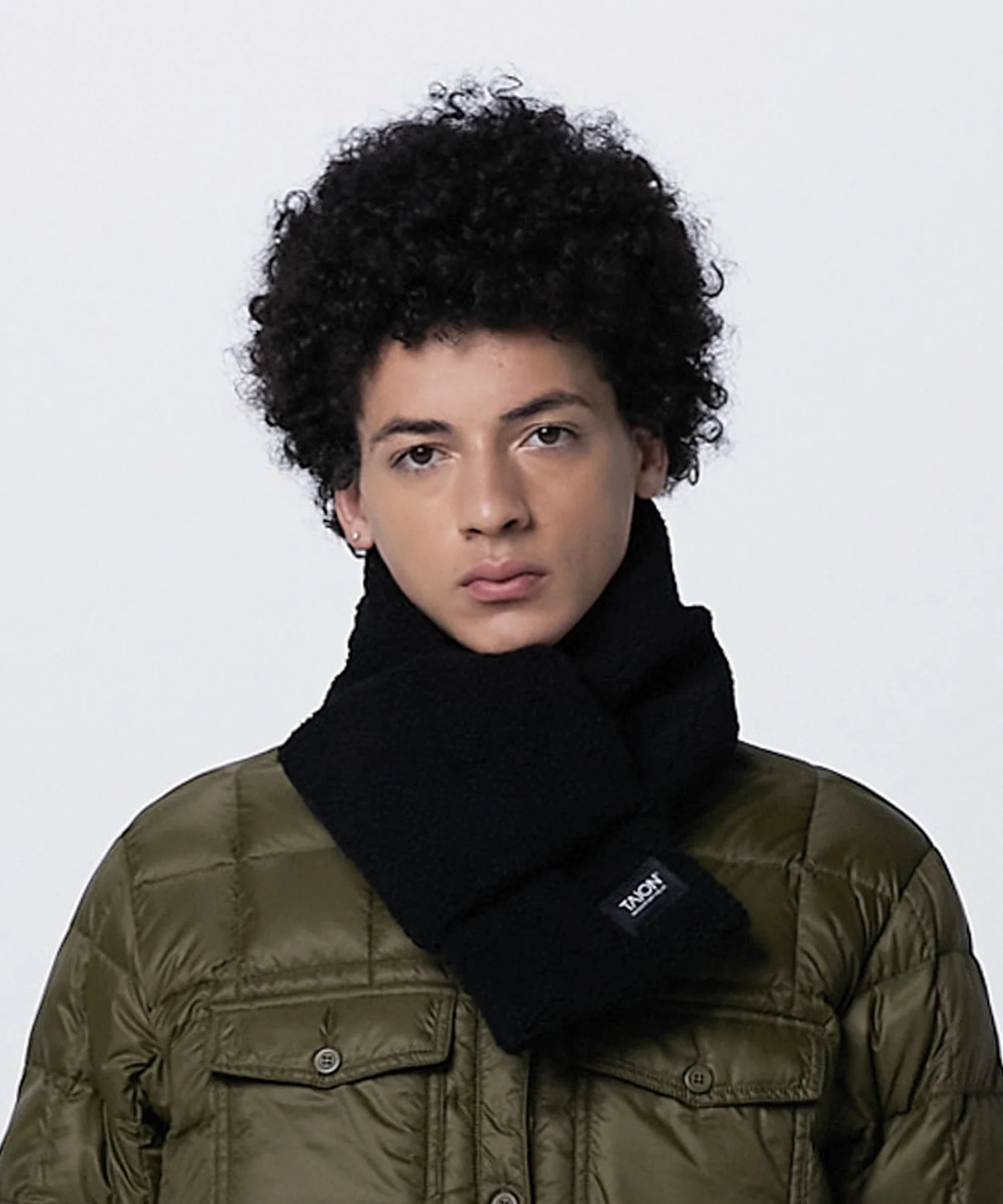 Mountain Reversible Down x Boa Scarf - Image 7