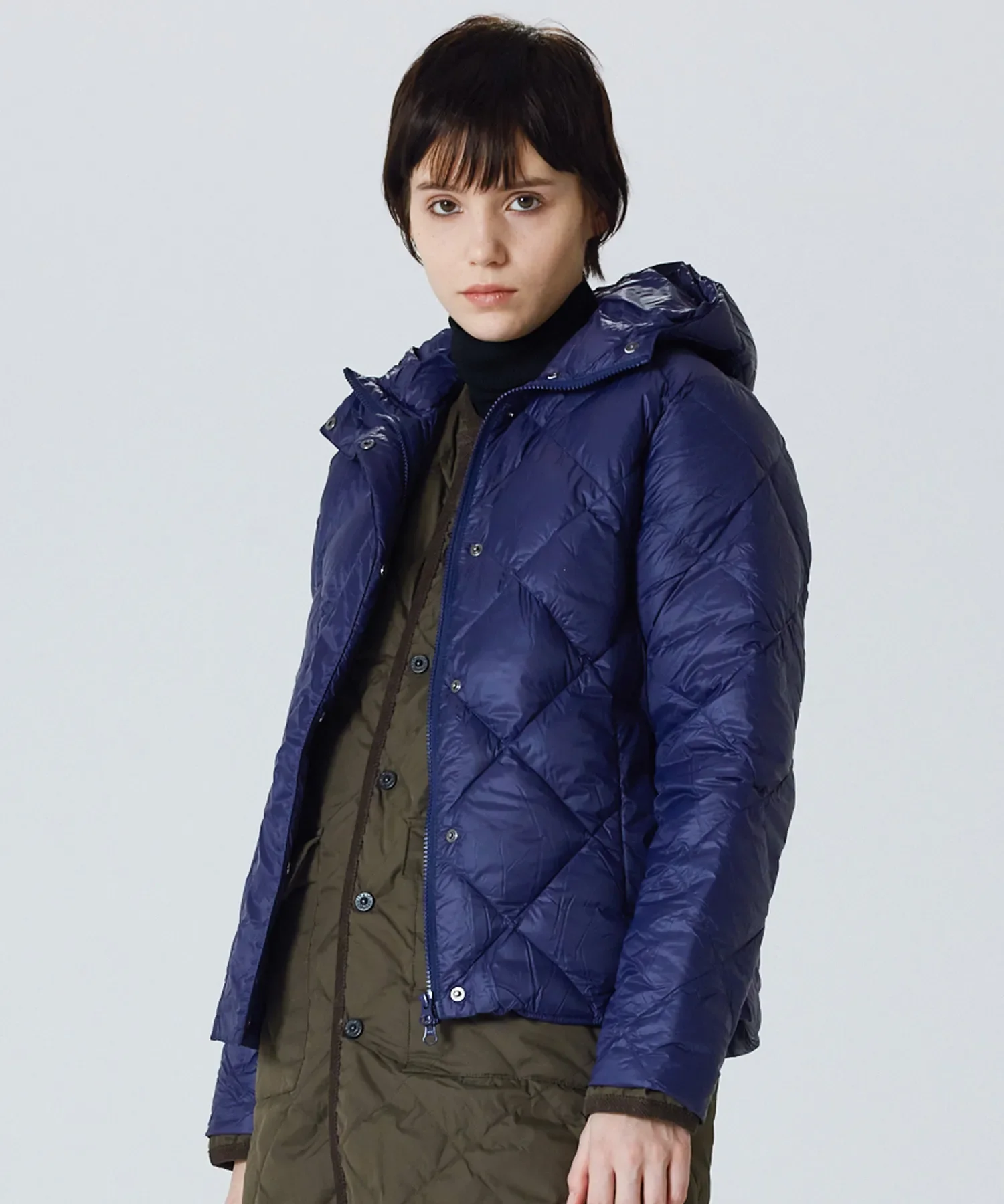 Unisex City Packable Hood Down Jacket - Image 11