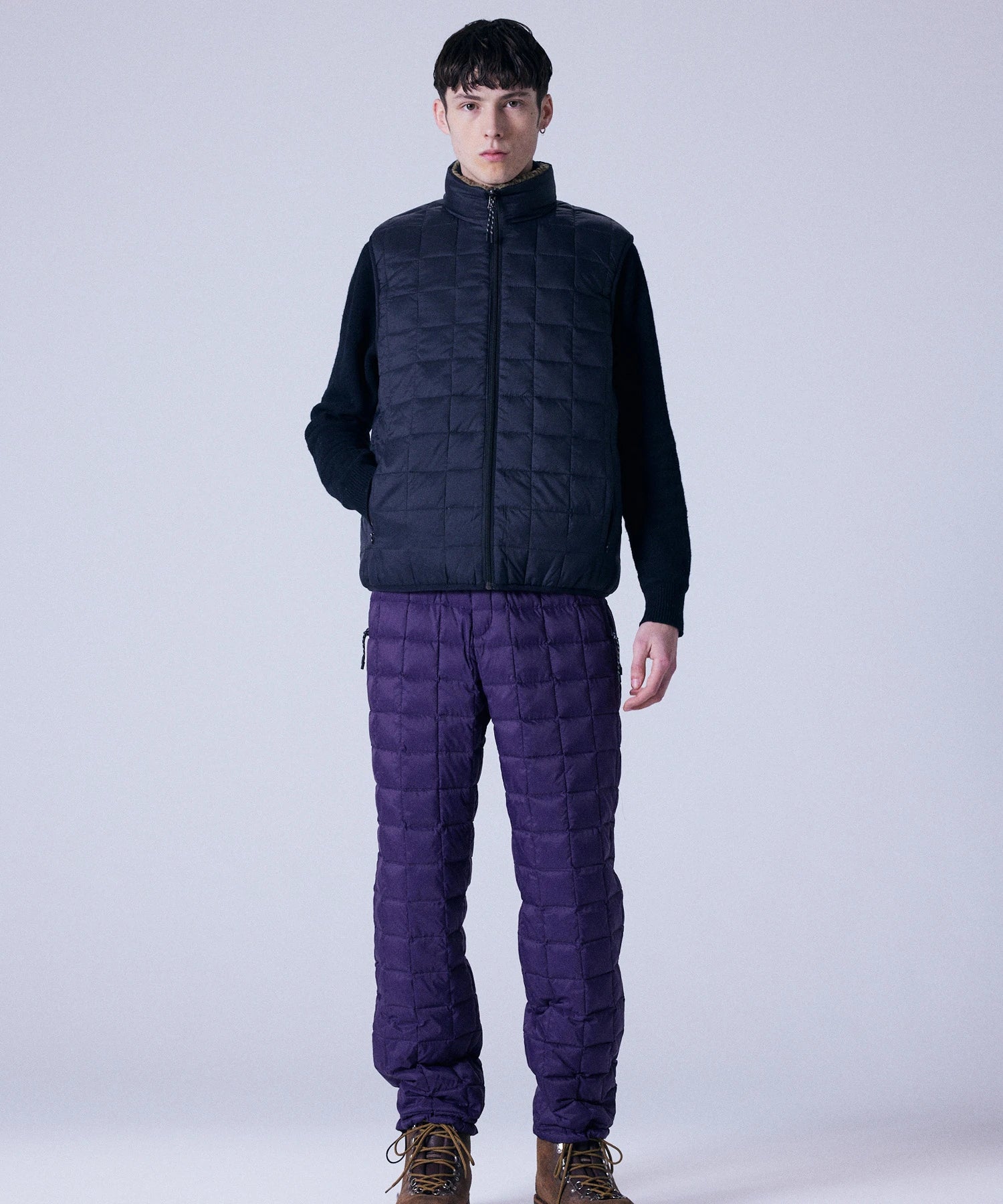 Unisex Mountain Reversible Down x Boa Vest - Image 10