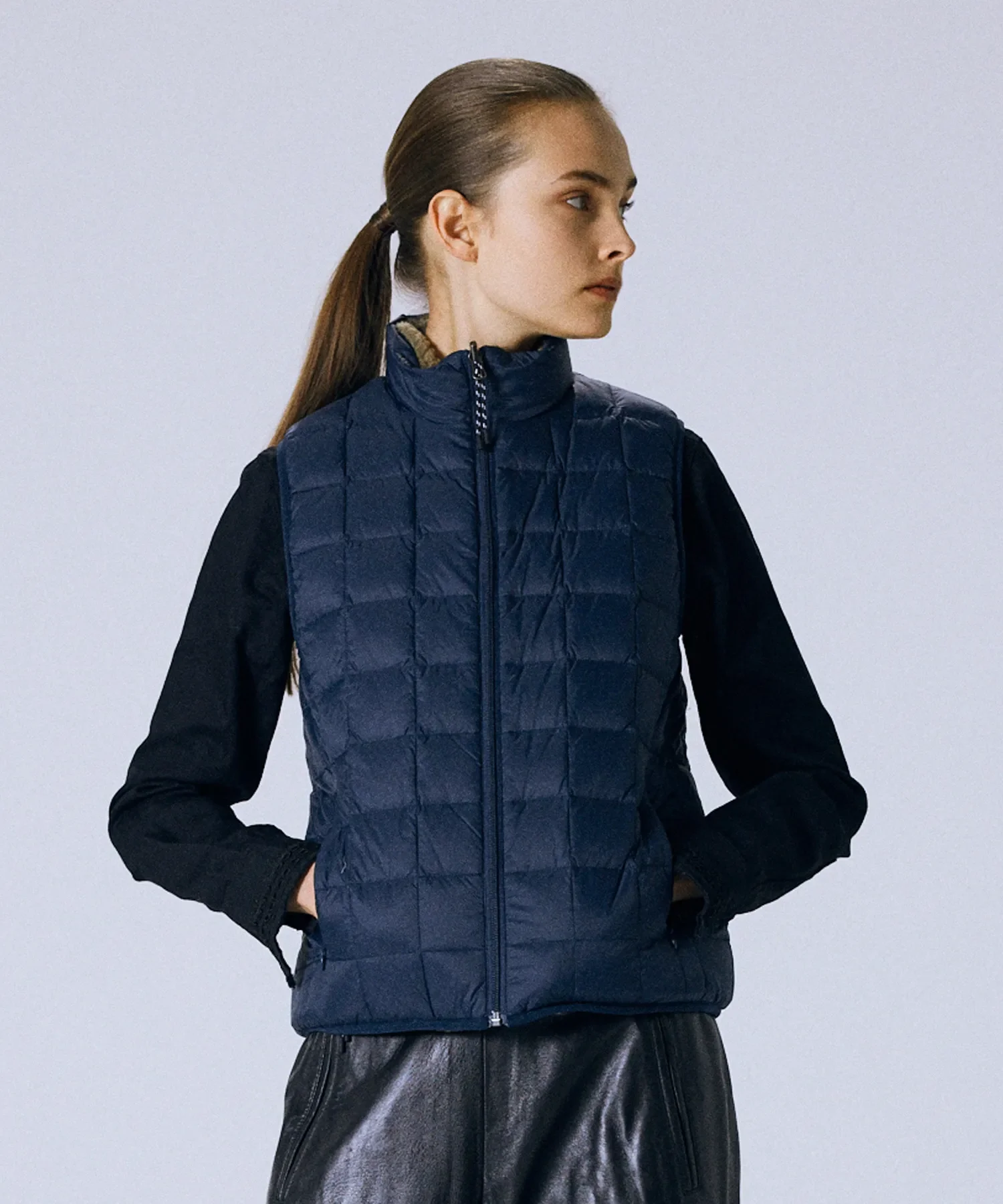 Unisex Mountain Reversible Down x Boa Vest - Image 14