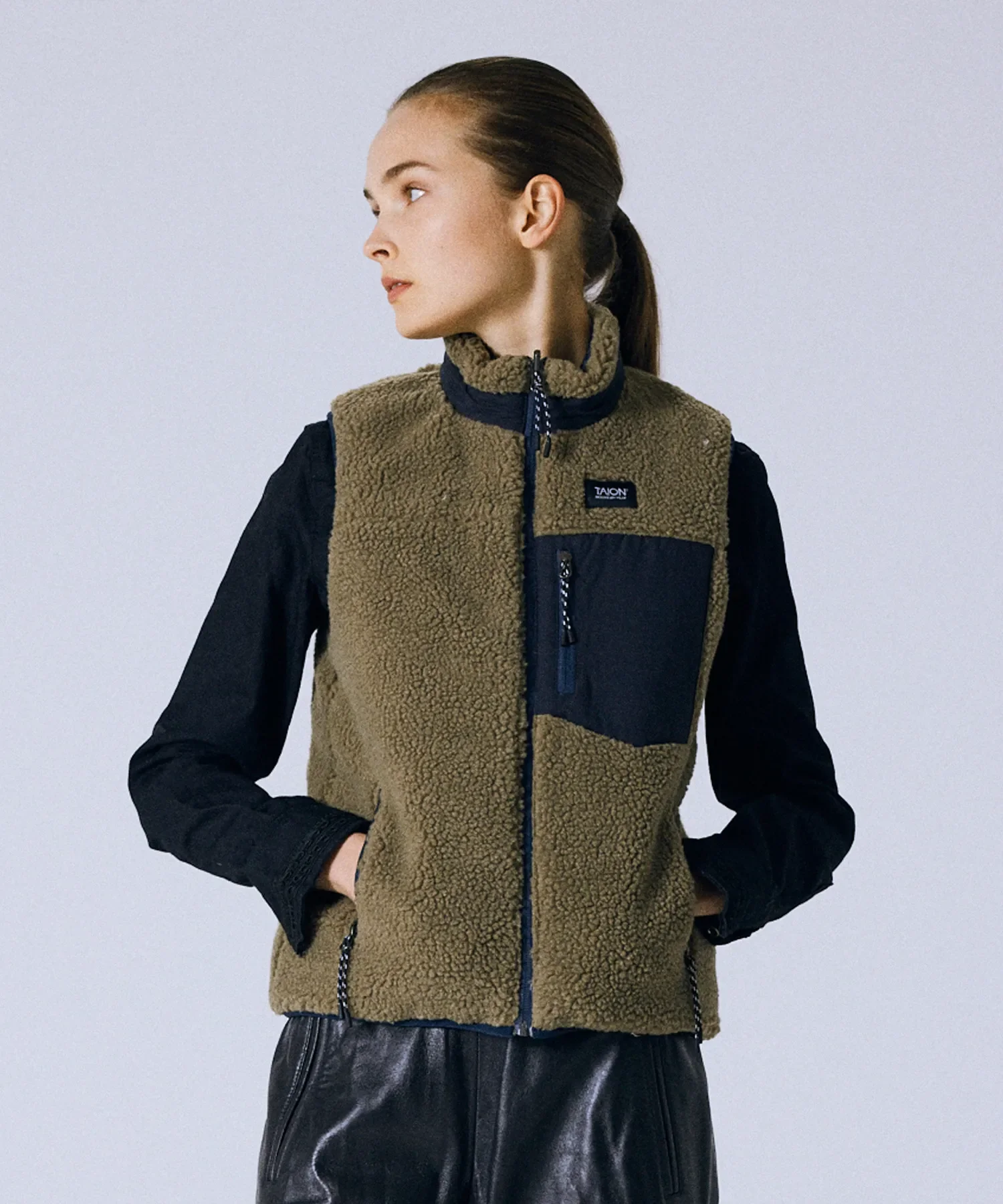 Unisex Mountain Reversible Down x Boa Vest - Image 16