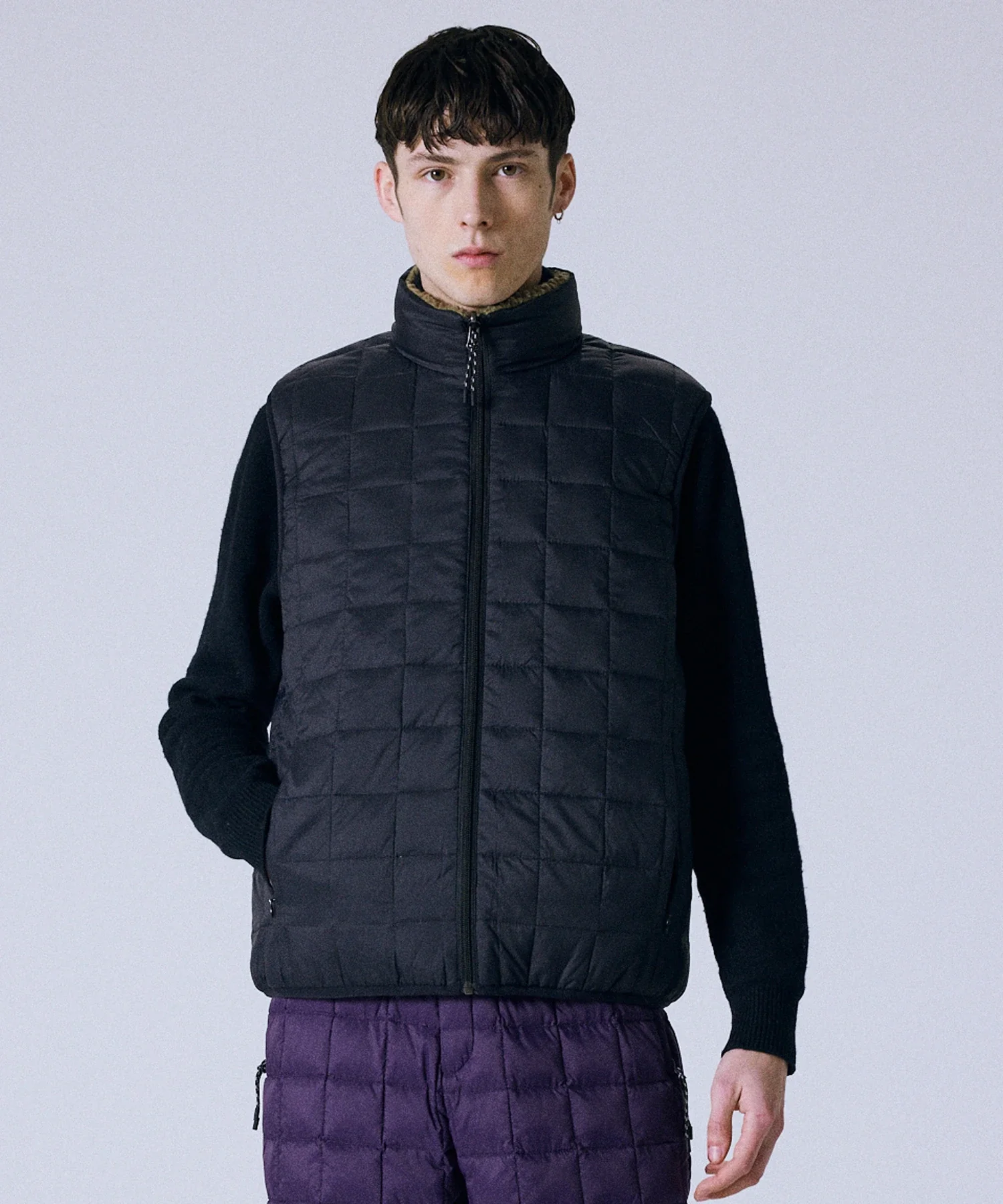 Unisex Mountain Reversible Down x Boa Vest - Image 18