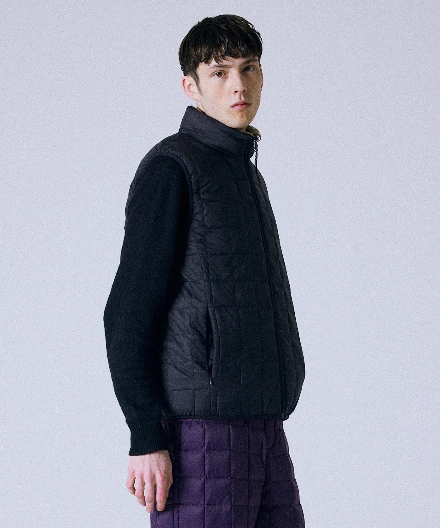Unisex Mountain Reversible Down x Boa Vest - Image 9