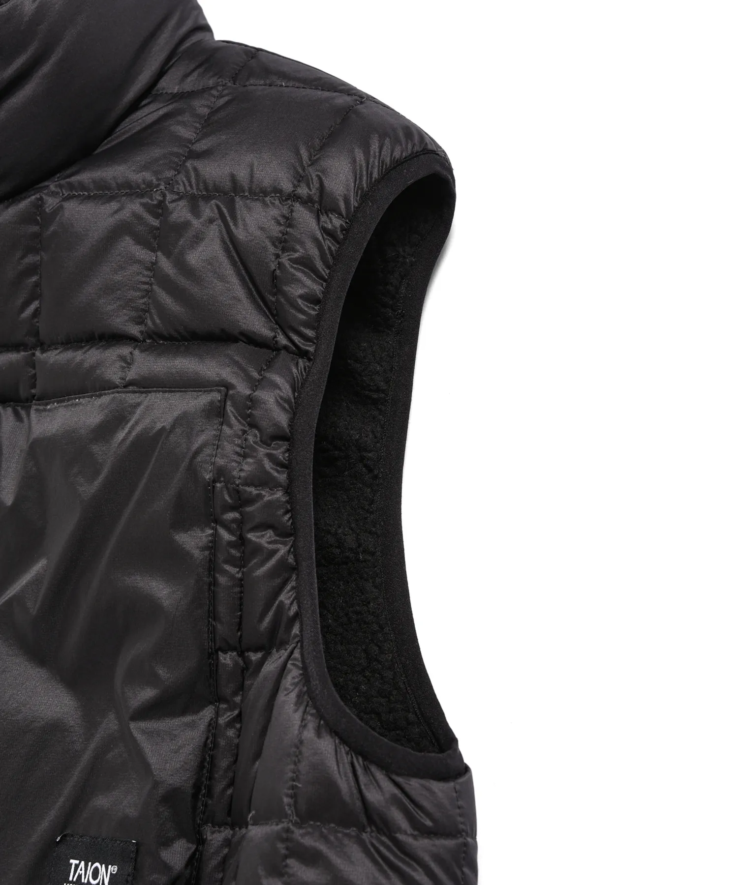 Unisex Mountain Reversible "Down×Light boa" Hi Neck Vest - Image 5