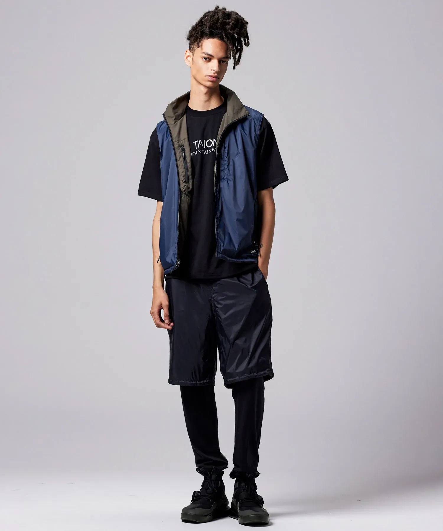 Unisex Non Down Mountain Reversible Mesh Vest - Image 24