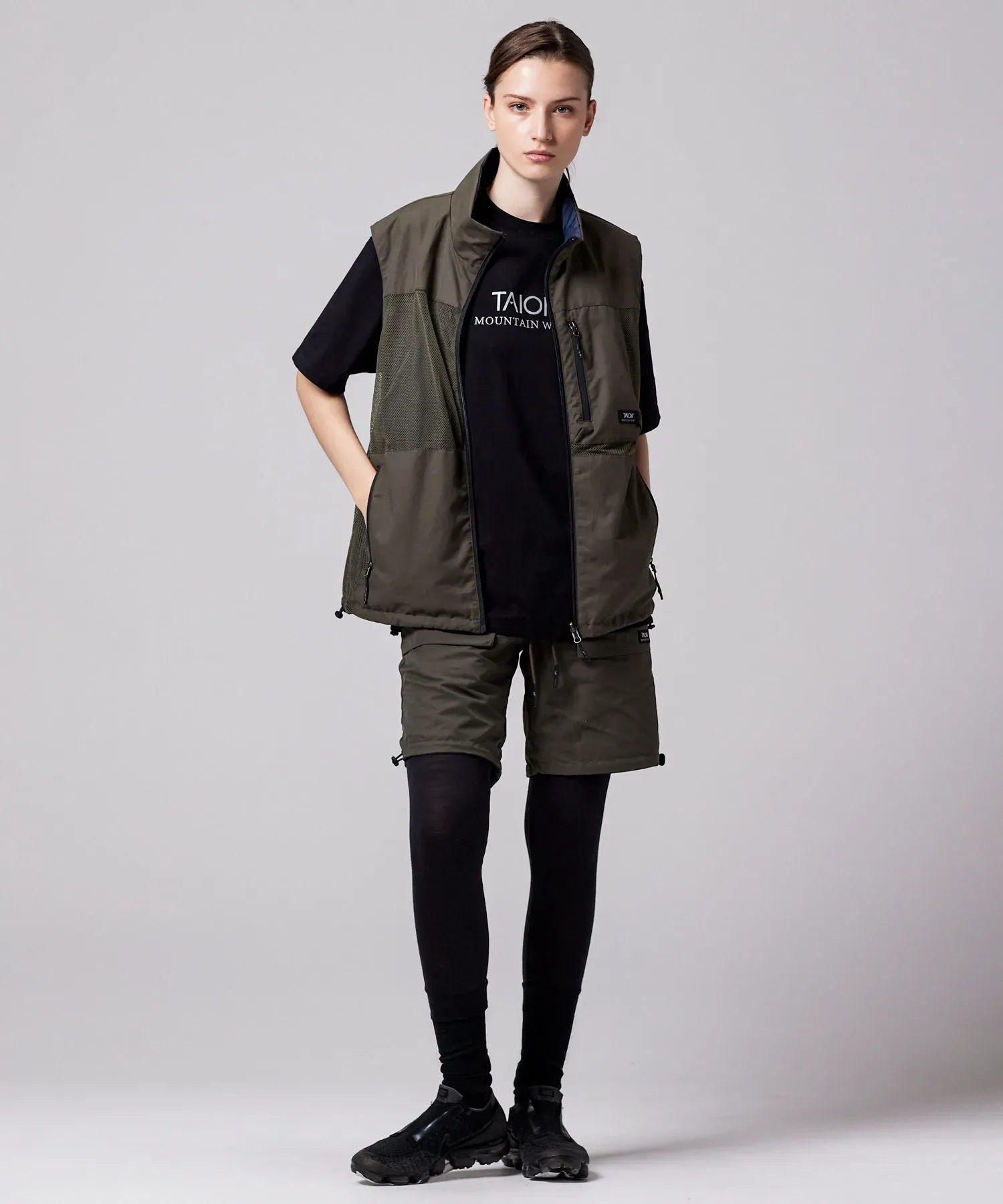 Unisex Non Down Mountain Reversible Mesh Vest - Image 26