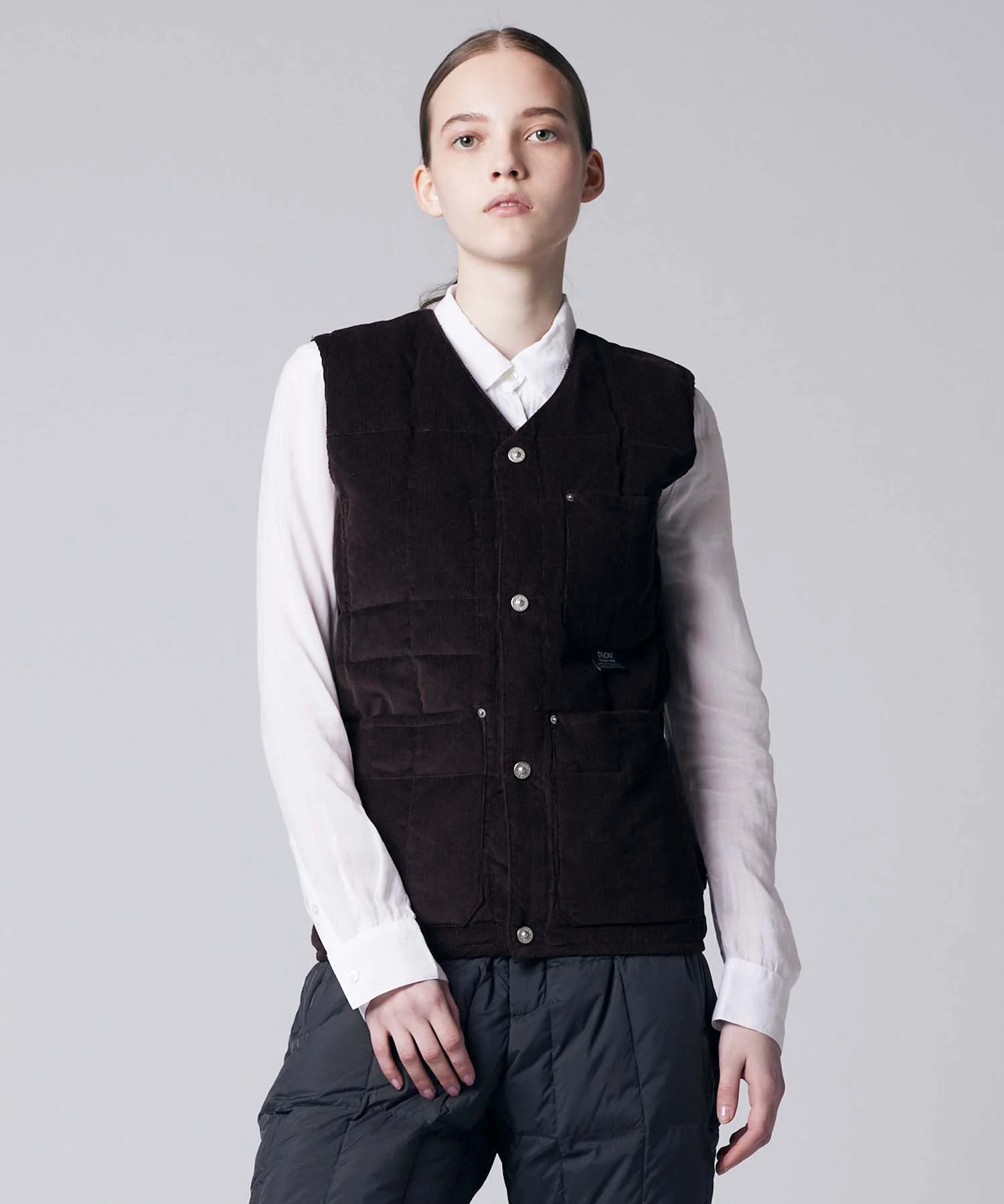 Unisex Work V Neck Button Corduroy x Down Vest - Image 20